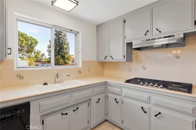 270 E 13th Street, Beaumont, CA 92223