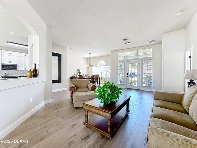 158 Bayside Drive, Palm Coast, FL 32137