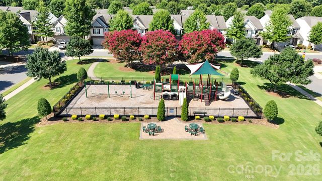 4148 Park South Station Boulevard, Charlotte, NC 28210