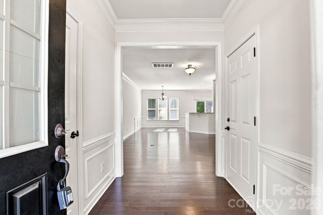 4148 Park South Station Boulevard, Charlotte, NC 28210