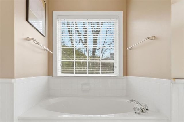 4100 Paces SE Walk 1303, Atlanta, GA 30339