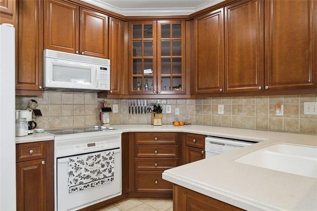 4100 Paces SE Walk 1303, Atlanta, GA 30339