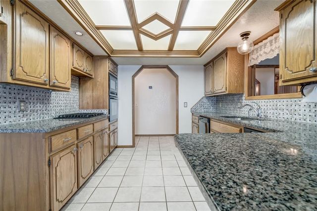 1301 Sylvan Sand, Yukon, OK 73099