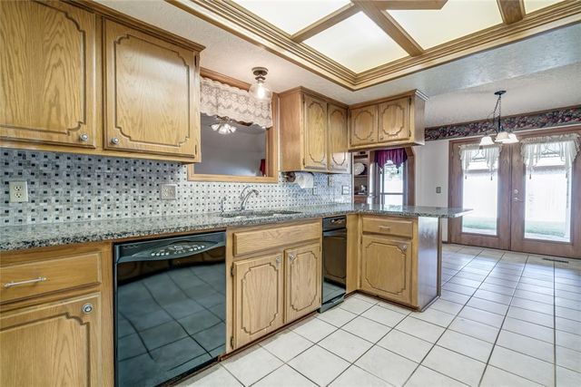 1301 Sylvan Sand, Yukon, OK 73099