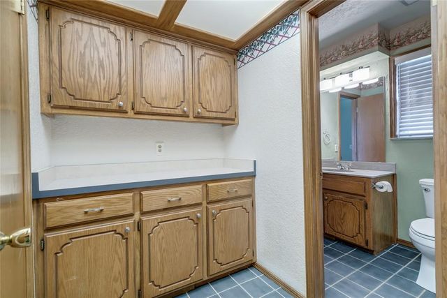 1301 Sylvan Sand, Yukon, OK 73099