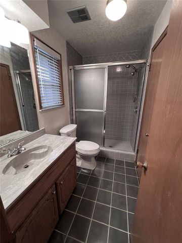 1301 Sylvan Sand, Yukon, OK 73099