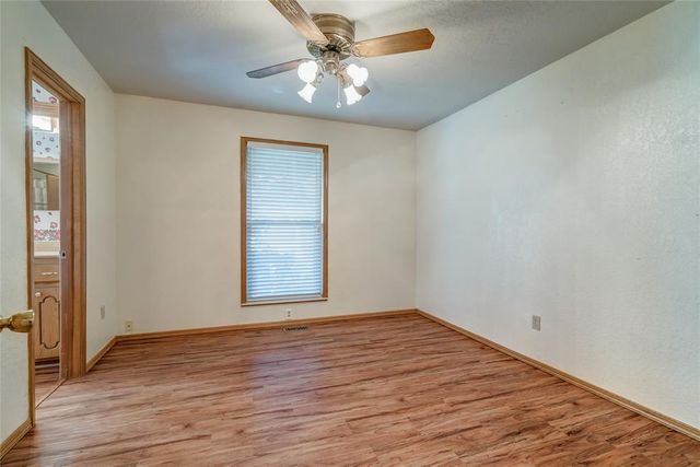 1301 Sylvan Sand, Yukon, OK 73099