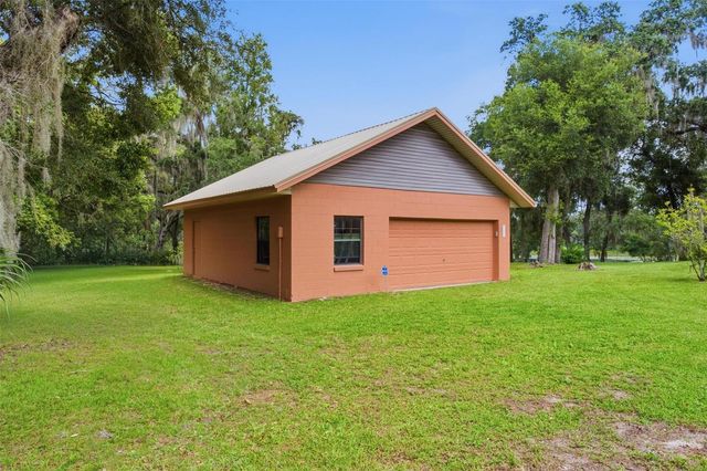 38700 LAKEVIEW DRIVE, Lady Lake, FL 32159