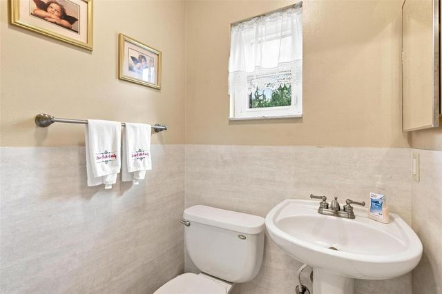 38700 LAKEVIEW DRIVE, Lady Lake, FL 32159
