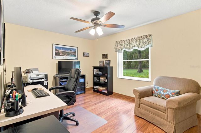 38700 LAKEVIEW DRIVE, Lady Lake, FL 32159