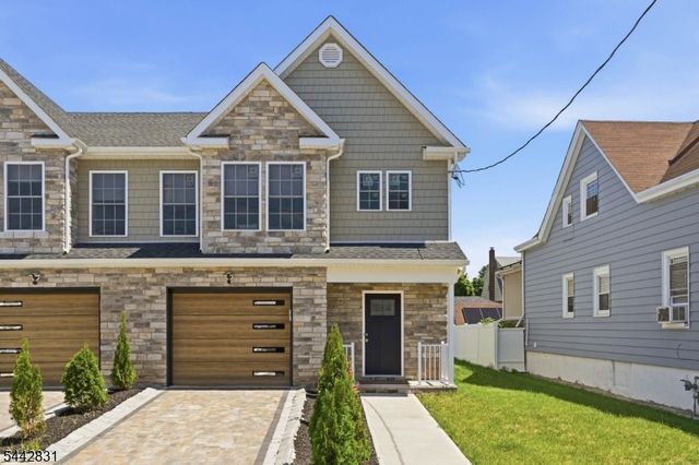 77 Chestnut St B, Lodi Boro, NJ 07644