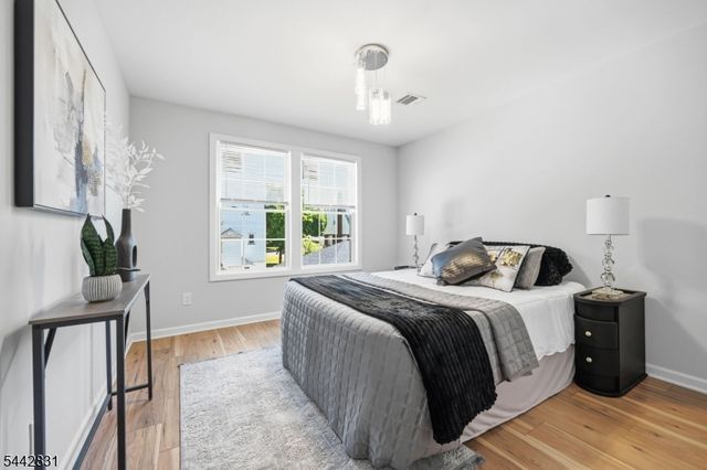 77 Chestnut St B, Lodi Boro, NJ 07644
