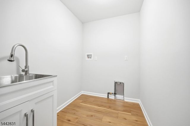 77 Chestnut St B, Lodi Boro, NJ 07644