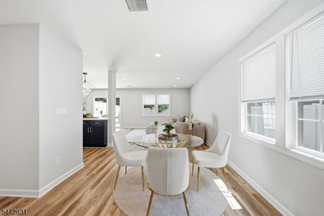 77 Chestnut St B, Lodi Boro, NJ 07644