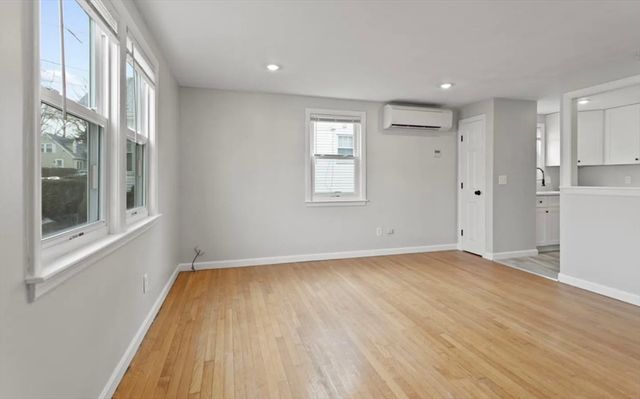 3 Sagamore 2L, Quincy, MA 02171