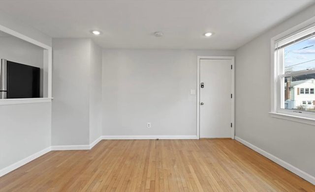 3 Sagamore 2L, Quincy, MA 02171