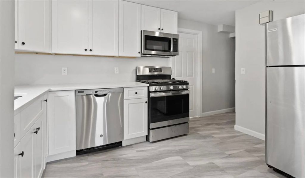 3 Sagamore 2L, Quincy, MA 02171