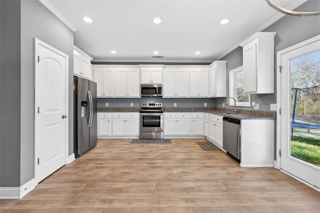 179 Whispering Creek Trail, Hartwell, GA 30643