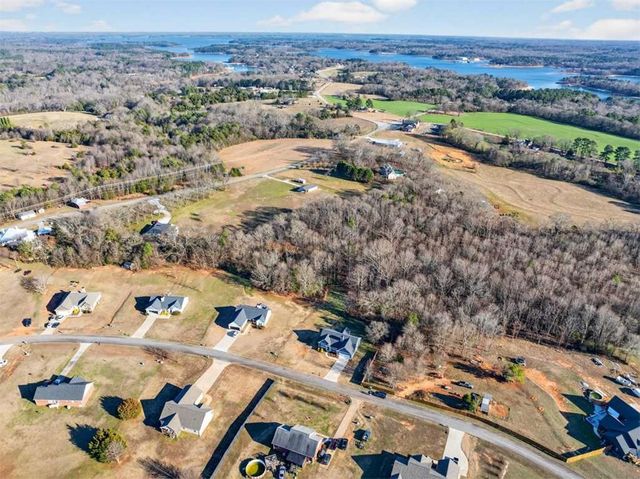 179 Whispering Creek Trail, Hartwell, GA 30643