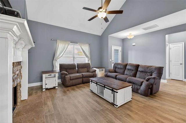 179 Whispering Creek Trail, Hartwell, GA 30643