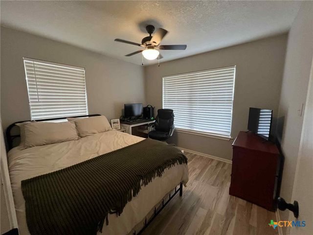 901 N Central, Cameron, TX 76520