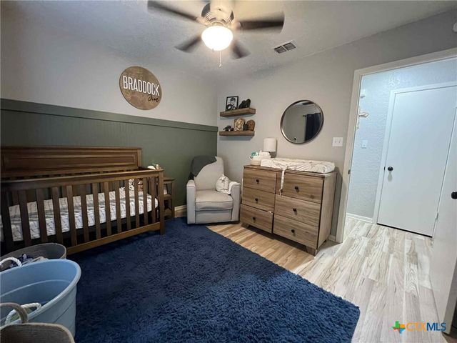 901 N Central, Cameron, TX 76520