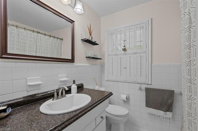 3004 Wellingford Drive, High Point, NC 27265