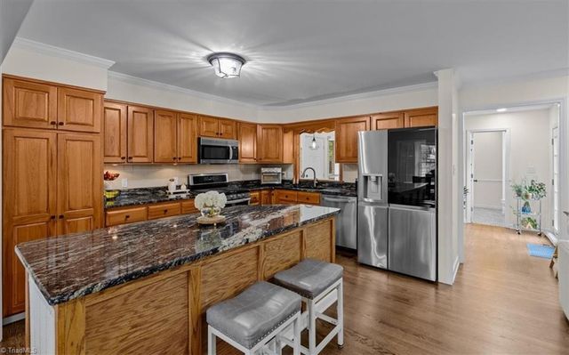 3004 Wellingford Drive, High Point, NC 27265
