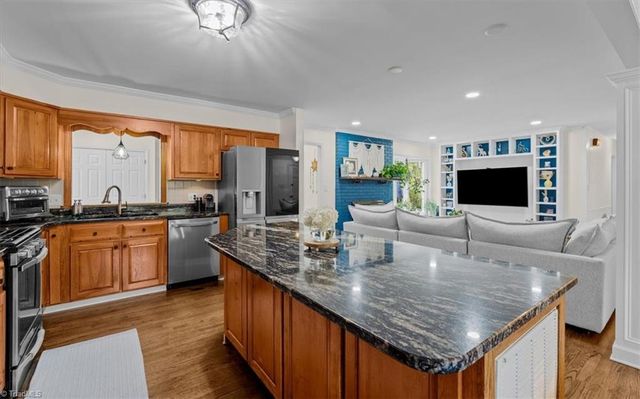 3004 Wellingford Drive, High Point, NC 27265