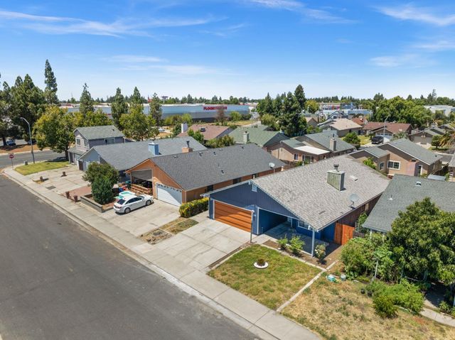 1927 Montauban Court, Stockton, CA 95210