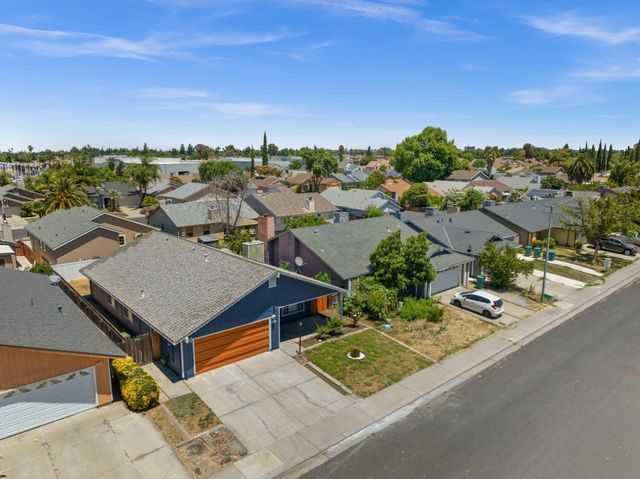 1927 Montauban Court, Stockton, CA 95210