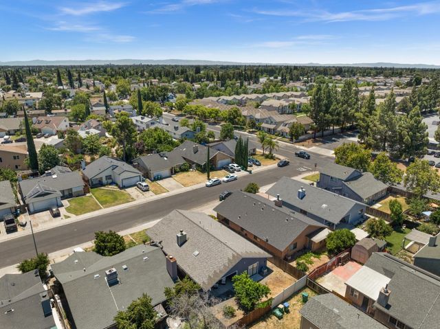 1927 Montauban Court, Stockton, CA 95210