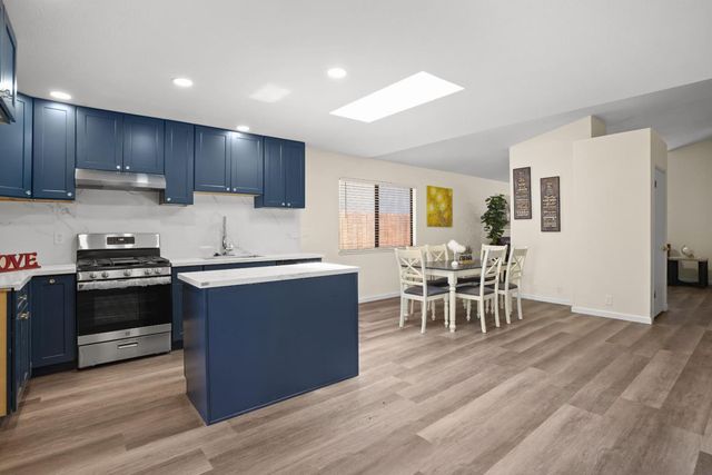 1927 Montauban Court, Stockton, CA 95210