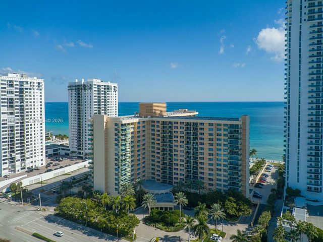 2501 S Ocean Dr PH6, Hollywood, FL 33019