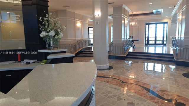 2501 S Ocean Dr PH6, Hollywood, FL 33019