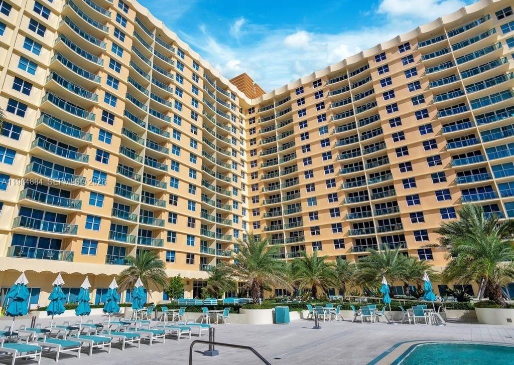 2501 S Ocean Dr PH6, Hollywood, FL 33019