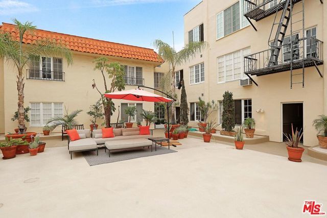 1345 N Hayworth Avenue 5, West Hollywood, CA 90046