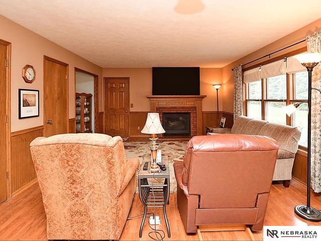 1500 Walnut Drive, Arlington, NE 68002