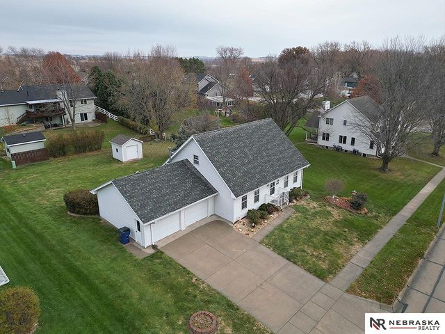 1500 Walnut Drive, Arlington, NE 68002