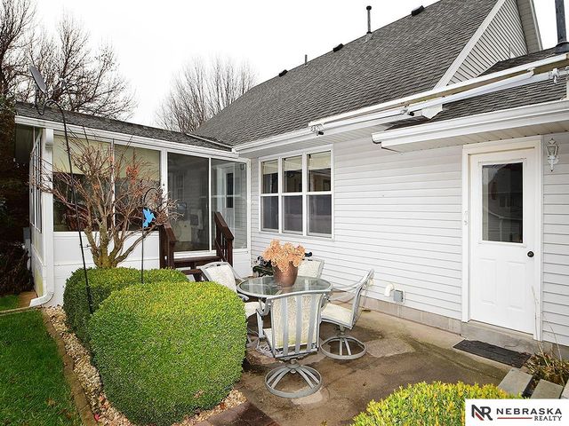 1500 Walnut Drive, Arlington, NE 68002