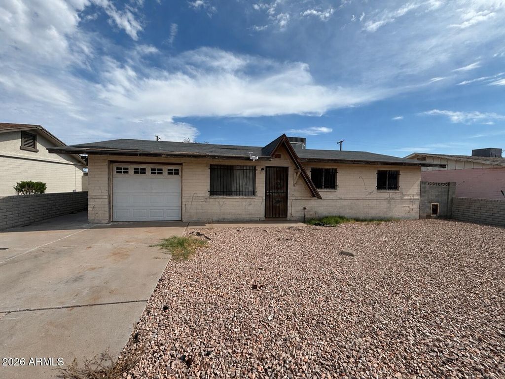 2108 E ALTA VISTA Road, Phoenix, AZ 85042 — exterior