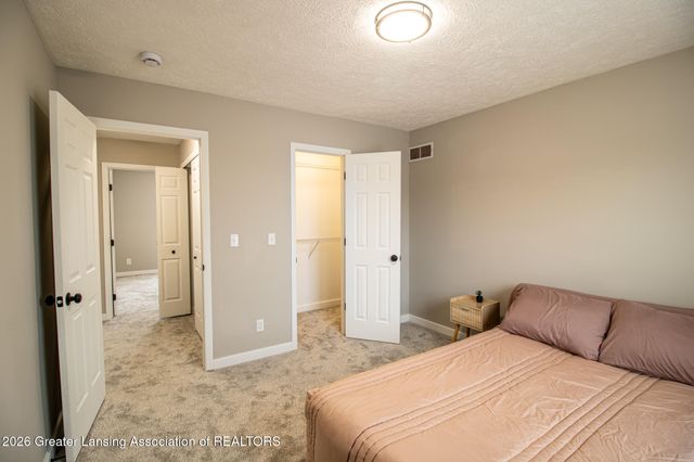 1024 E Malcolm X Street, Lansing, MI 48912