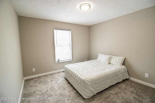 1024 E Malcolm X Street, Lansing, MI 48912