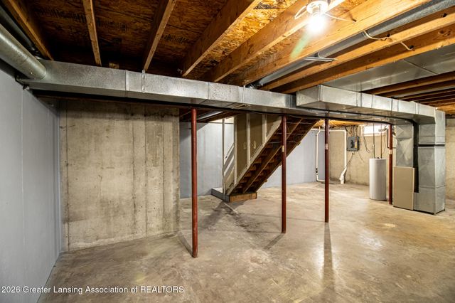 1024 E Malcolm X Street, Lansing, MI 48912