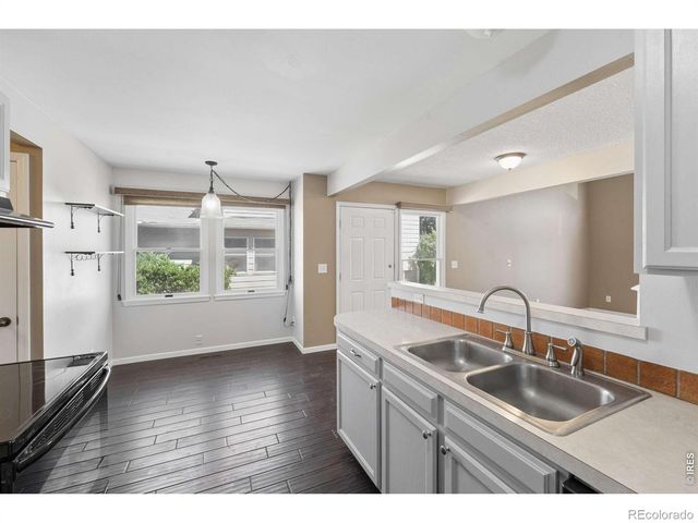 123 E 42nd Street, Loveland, CO 80538