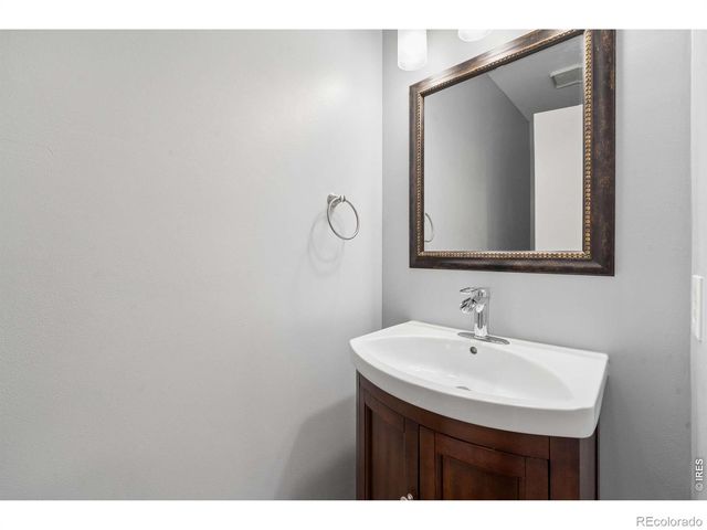 123 E 42nd Street, Loveland, CO 80538