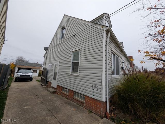 15522 Turney Road, Maple Heights, OH 44137