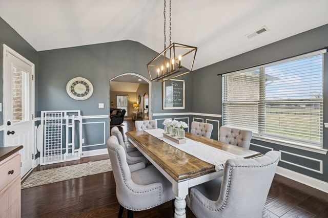 3941 Kelley Farris Rd, Columbia, TN 38401