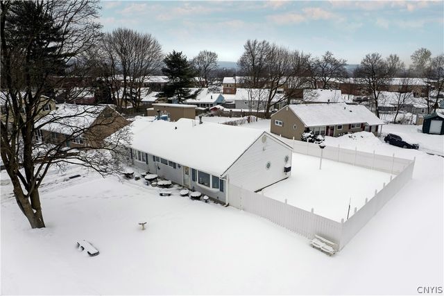 411 Van Roen Road, Utica, NY 13502