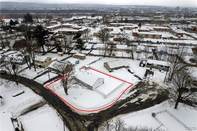 411 Van Roen Road, Utica, NY 13502